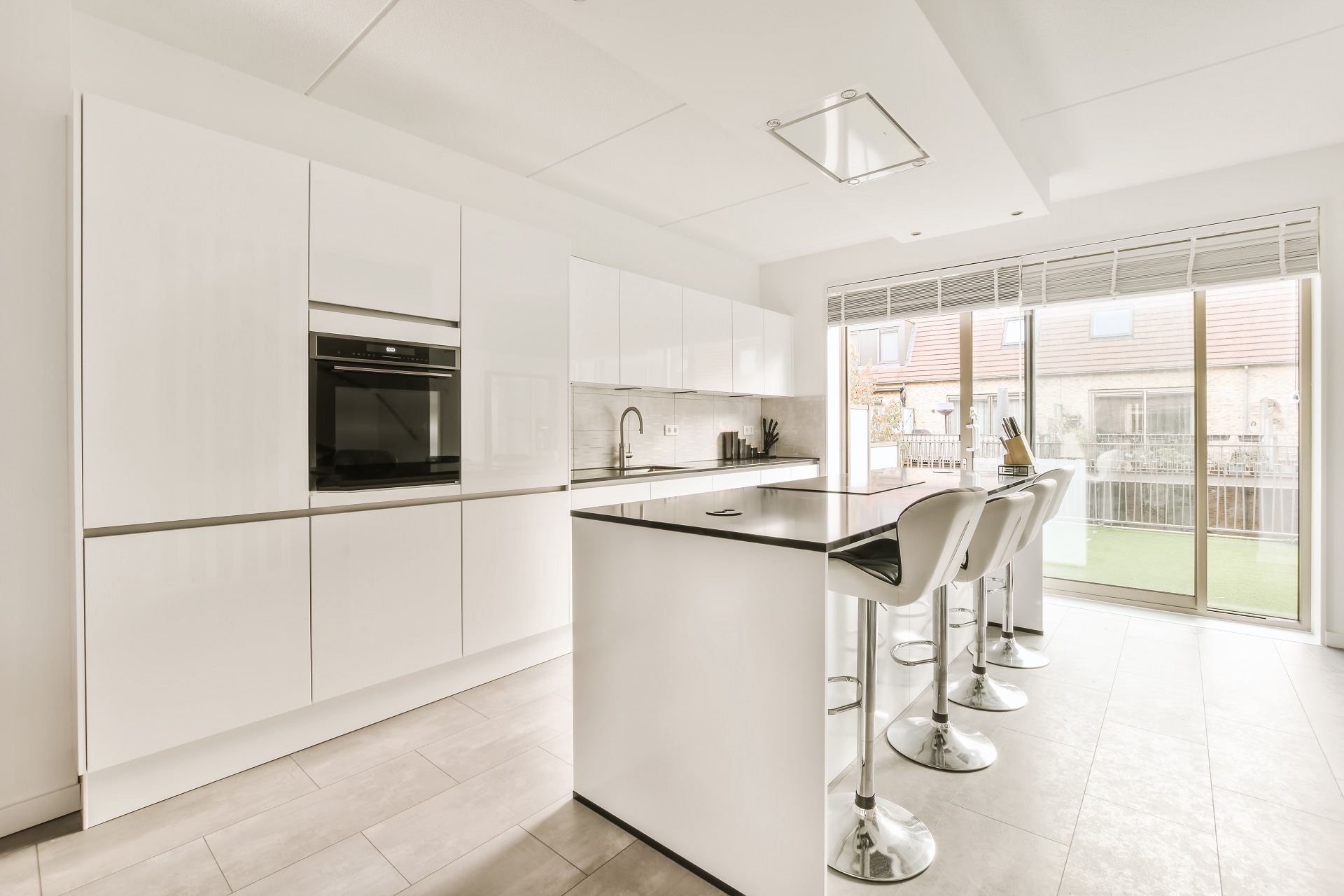 Popular Modern Kitchen Cabinet Layouts